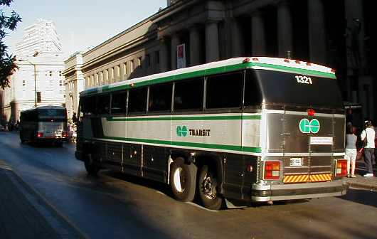 GO Transit MCI MC9 1321